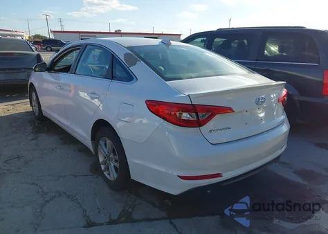 2016 Hyundai Sonata z USA, uszkodzony, nr VIN 5NPE24AFXGH418525